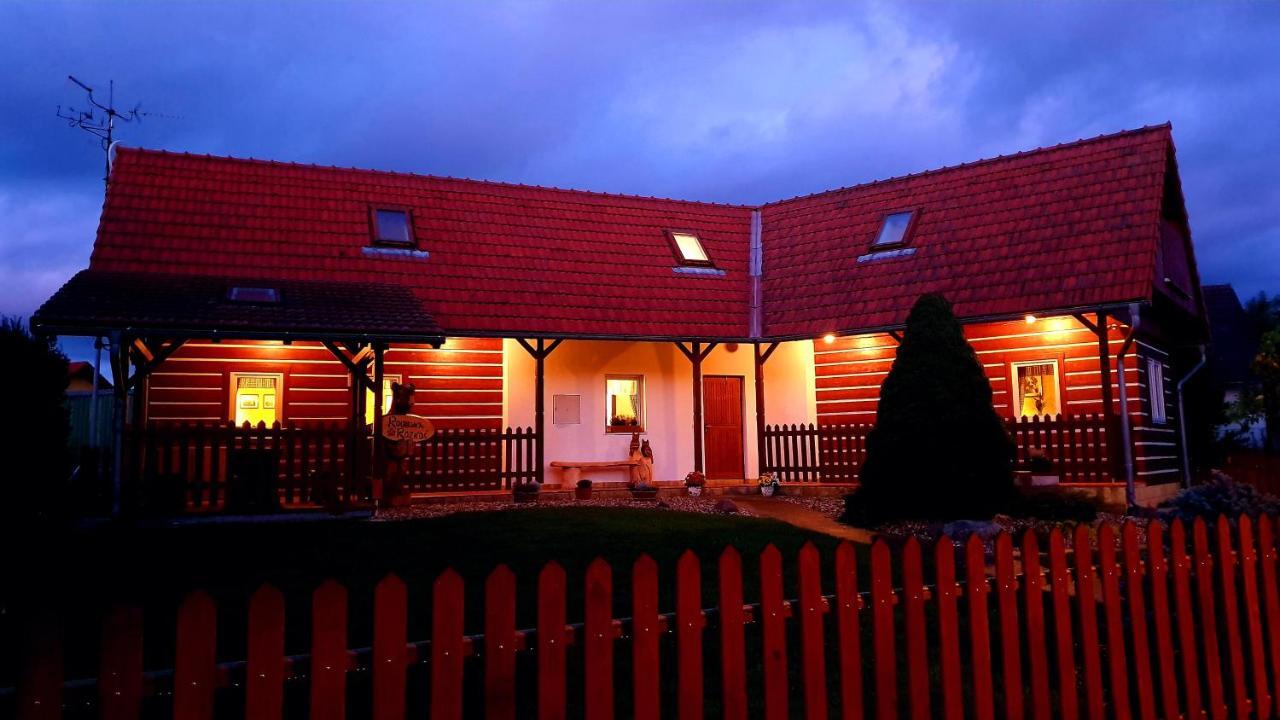 Roubenka Rozkos Villa Nové Město nad Metují Dış mekan fotoğraf