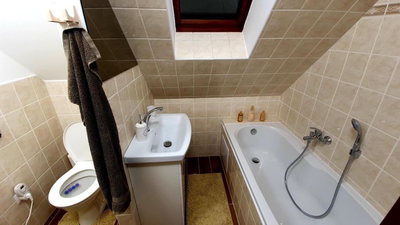 Roubenka Rozkos Villa Nové Město nad Metují Dış mekan fotoğraf